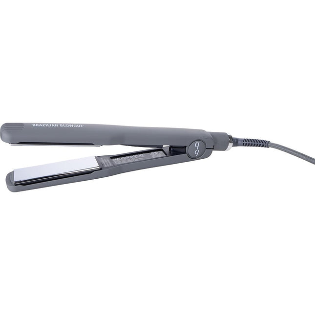 Professional Titanium 450 Degree Flat Iron 110v Model 11t22 Brazilian Blowout