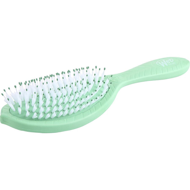 Go Green Tea Tree Oil Infused Shine Brush Wet Brush