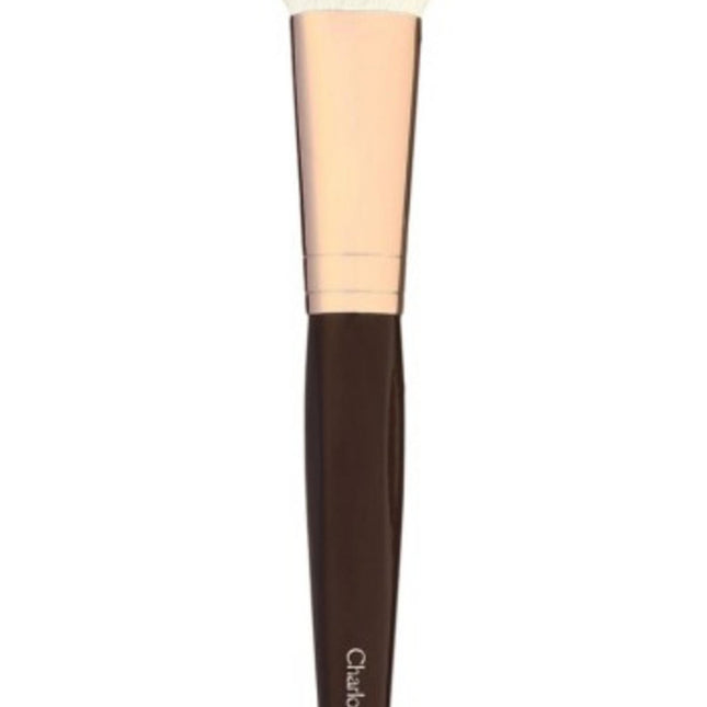 Charlotte Tilbury Magic – Brush for Women, Foundation Brush